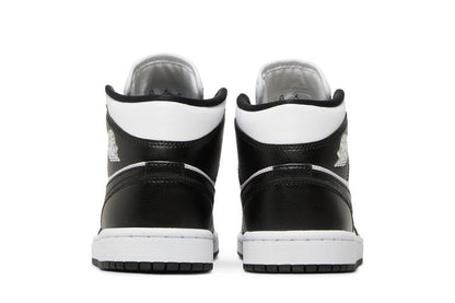 Air Jordan 1 Mid Panda