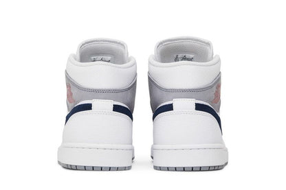 Air Jordan 1 Mid Paris