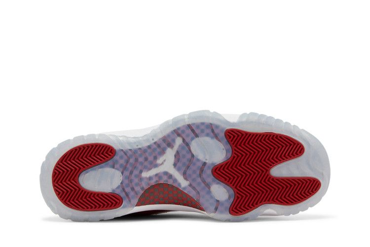 Air Jordan 11 Retro Cherry (2022)