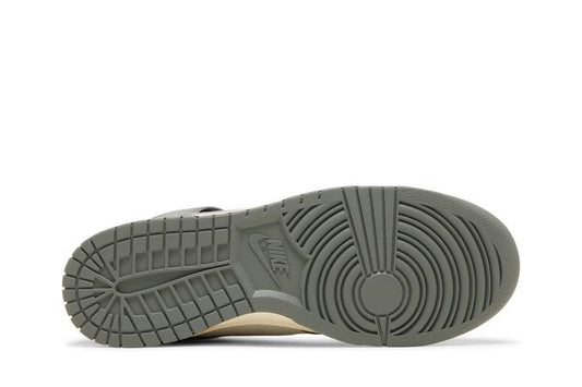 Nike Dunk High Vintage Light Bone Grey